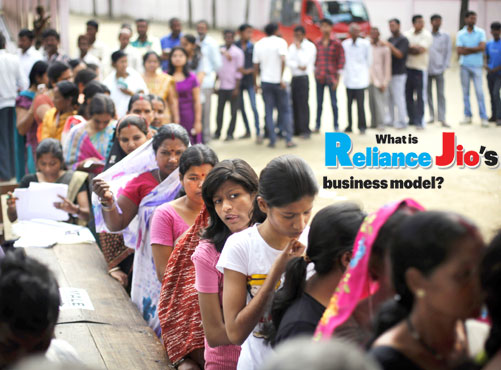 What is Reliance Jio's business model?