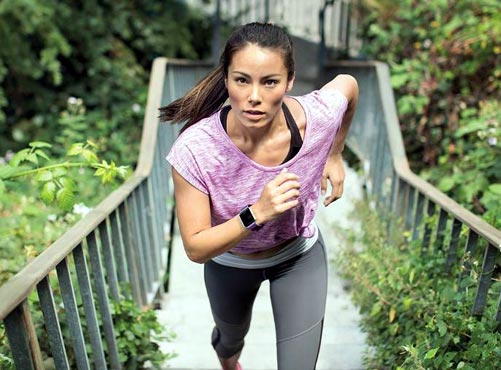 Fitbit Blaze–good for beginners