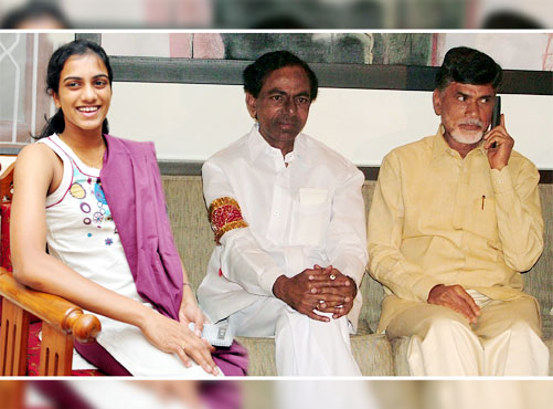 CMs race to heap goodies on Sindhu Competitive munificence