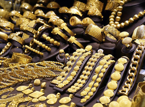 Gold continues to soar Gold continues to soar