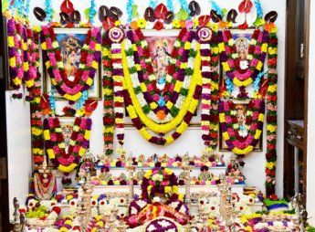 Durga, Navaratri