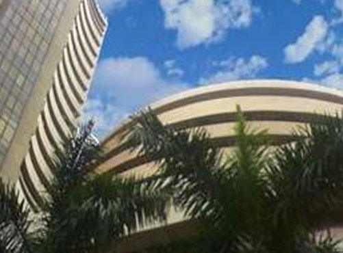 Sensex trims early losses, still down 141 pts